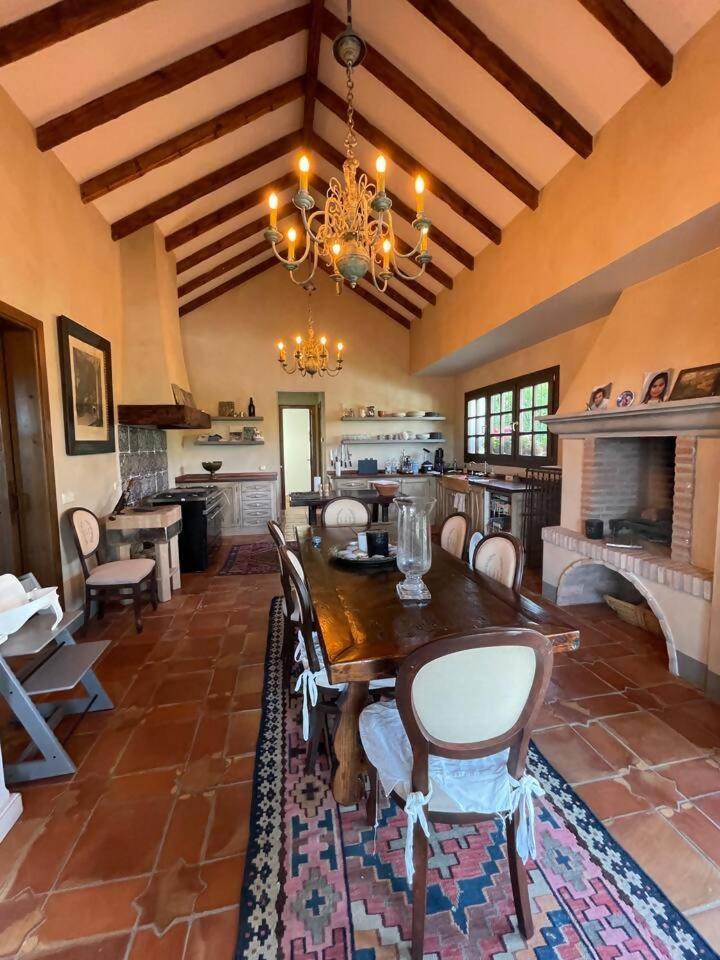 Villa Casa Sol Encantadora Villa Con Piscina マルベーリャ エクステリア 写真