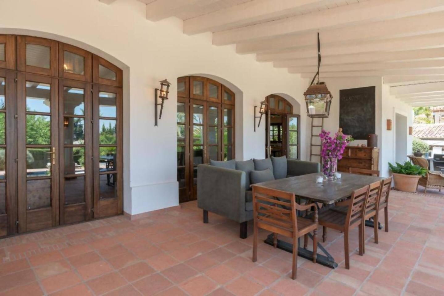 Villa Casa Sol Encantadora Villa Con Piscina マルベーリャ エクステリア 写真