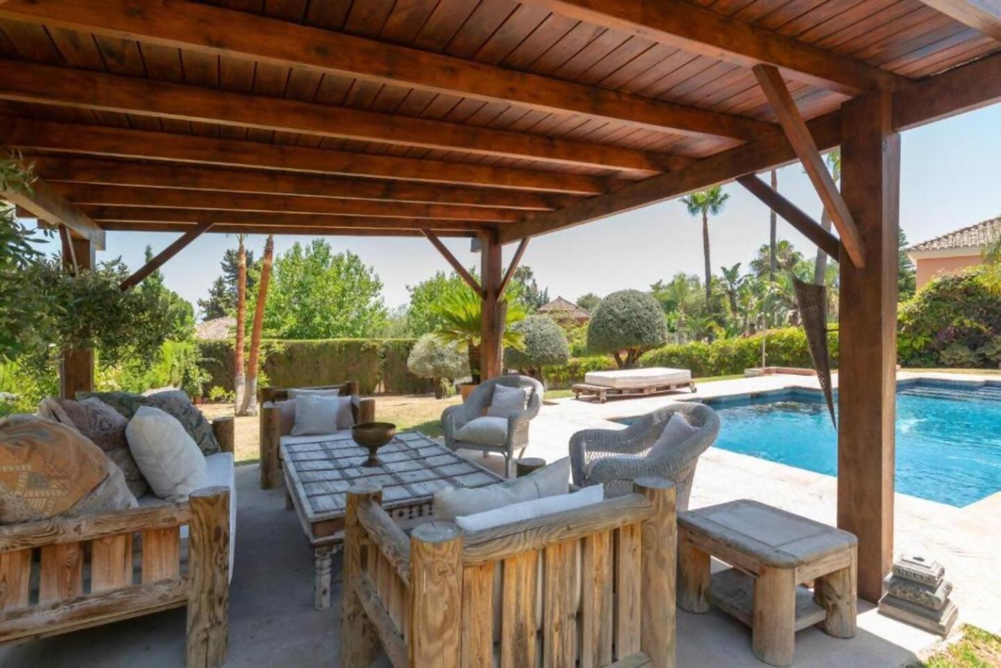 Villa Casa Sol Encantadora Villa Con Piscina マルベーリャ エクステリア 写真