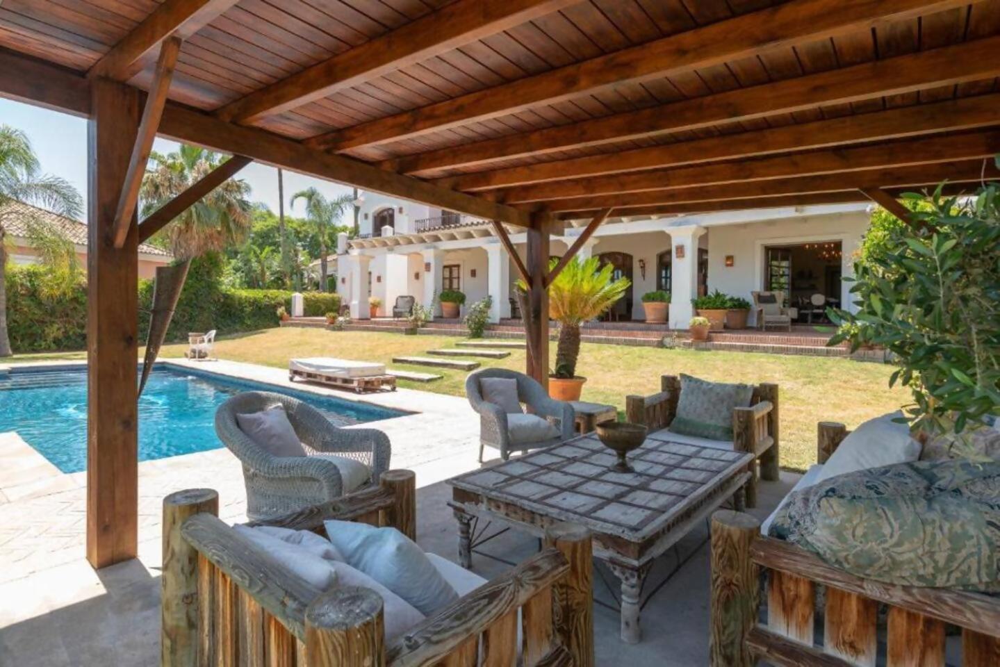 Villa Casa Sol Encantadora Villa Con Piscina マルベーリャ エクステリア 写真