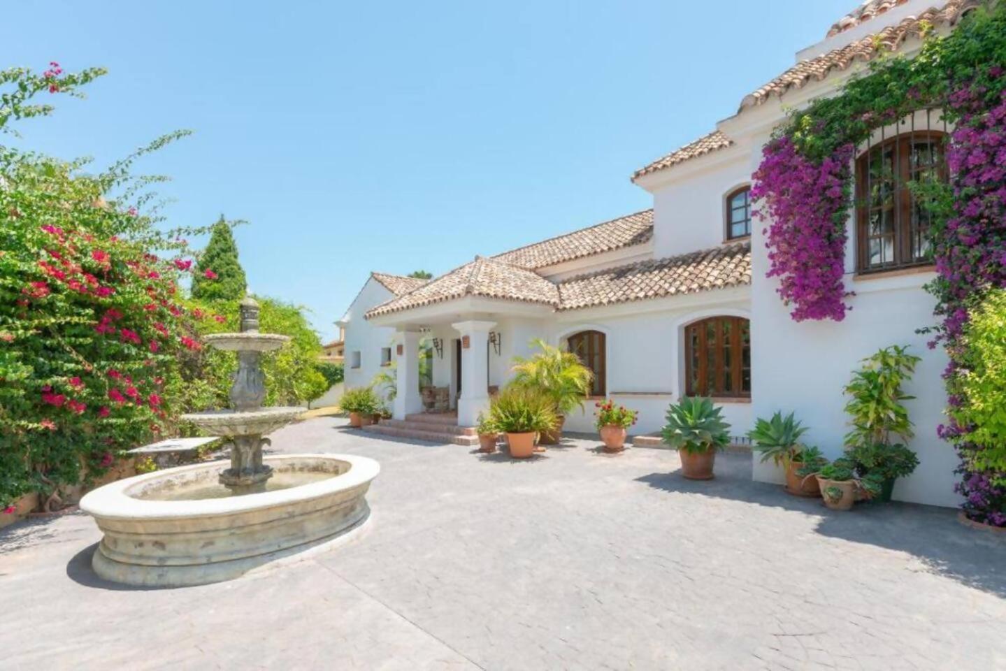 Villa Casa Sol Encantadora Villa Con Piscina マルベーリャ エクステリア 写真
